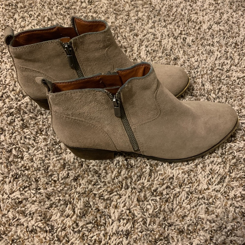 Lucky brand bootie